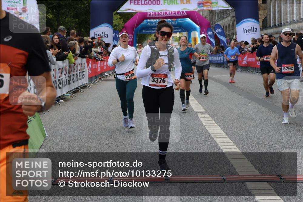 06.09.2026 - CURREX Alsterlauf Strokosch-Dieckow http://msf.ph/oto/10133275 06.09.2026 10:07:03 Ziel 2148, 2355, 2459, 2963, 3103, 3303, 3376, 3607, 3656, 3943, 3945, 5073, 5091, 5527, 5792, 5937, 8276 meine-sportfotos.de