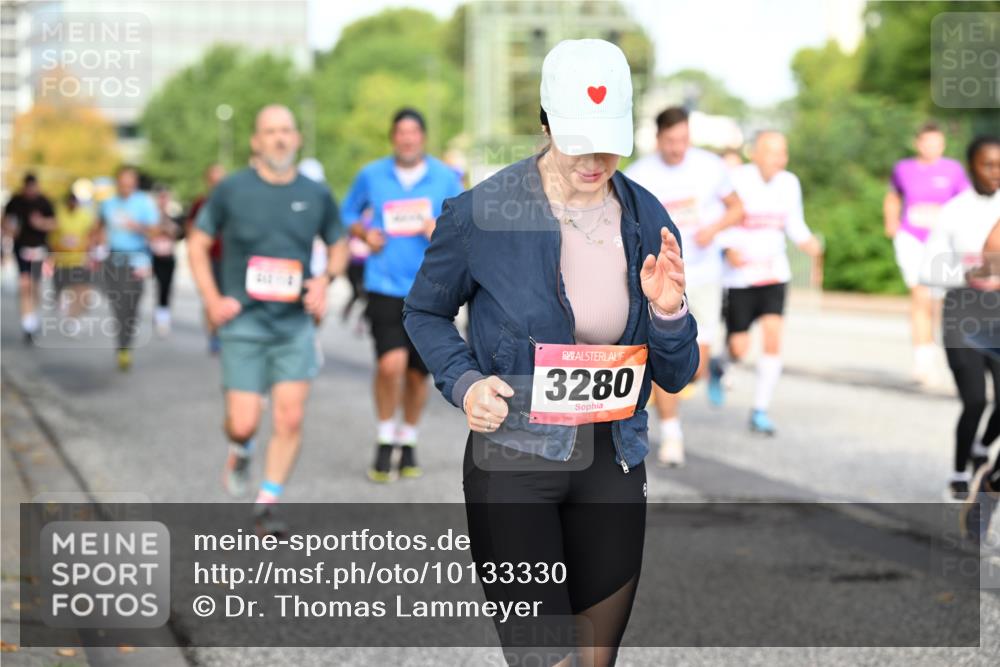 06.09.2026 - CURREX Alsterlauf Dr. Thomas Lammeyer http://msf.ph/oto/10133330 06.09.2026 09:58:02 Laufen 3280 meine-sportfotos.de