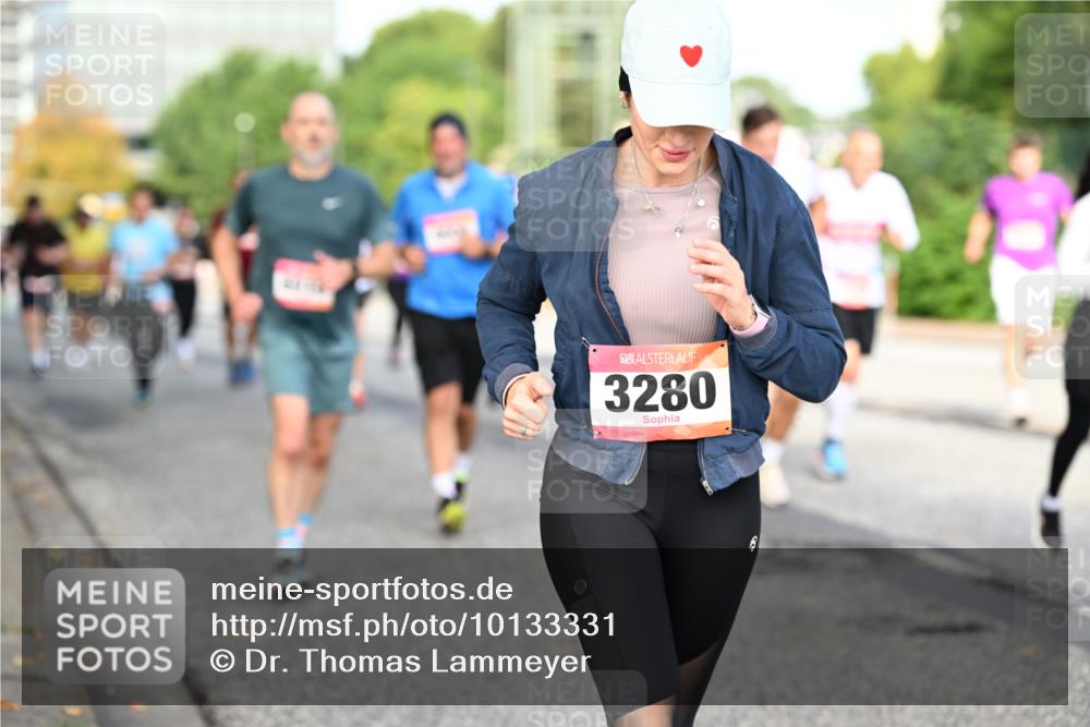06.09.2026 - CURREX Alsterlauf Dr. Thomas Lammeyer http://msf.ph/oto/10133331 06.09.2026 09:58:02 Laufen 3280 meine-sportfotos.de