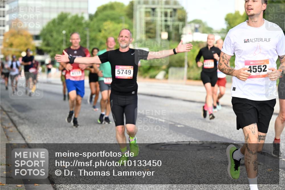 06.09.2026 - CURREX Alsterlauf Dr. Thomas Lammeyer http://msf.ph/oto/10133450 06.09.2026 09:58:19 Laufen 5749, 4552 meine-sportfotos.de
