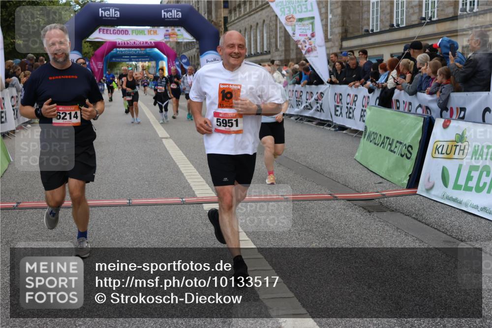 06.09.2026 - CURREX Alsterlauf Strokosch-Dieckow http://msf.ph/oto/10133517 06.09.2026 10:07:12 Ziel 2187, 2355, 2893, 2903, 3103, 3607, 4078, 4140, 5069, 5549, 5813, 5937, 5951, 6214, 8303, 8306 meine-sportfotos.de