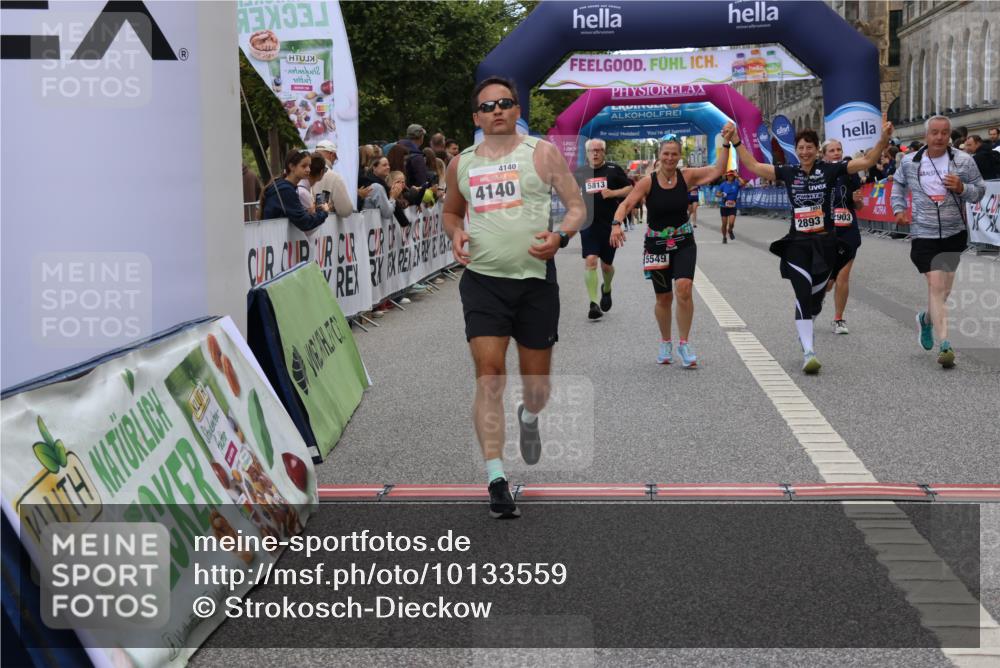 06.09.2026 - CURREX Alsterlauf Strokosch-Dieckow http://msf.ph/oto/10133559 06.09.2026 10:07:15 Ziel 2187, 2893, 2903, 3607, 4078, 4140, 5069, 5549, 5813, 5951, 6214, 8303, 8306 meine-sportfotos.de