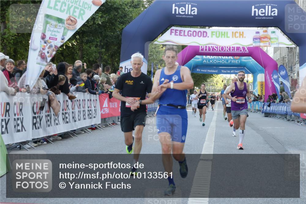 06.09.2026 - CURREX Alsterlauf Yannick Fuchs http://msf.ph/oto/10133561 06.09.2026 09:41:10 Ziel 2631, 3780, 3997, 4172, 4243, 5623, 6024, 6080, 6135 meine-sportfotos.de