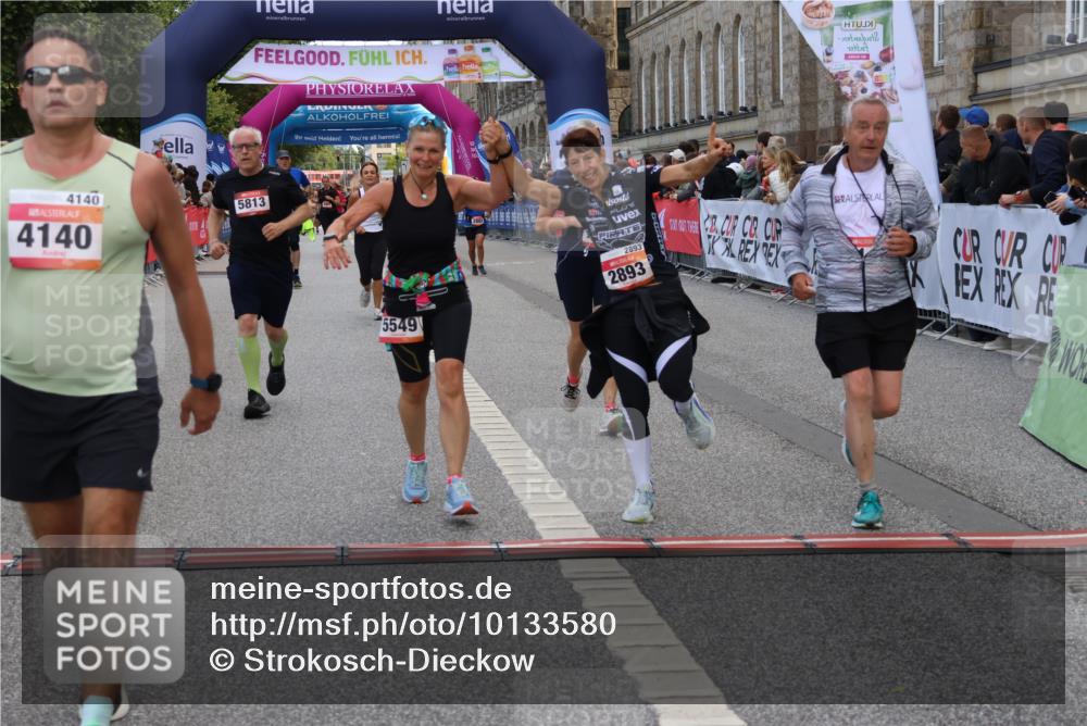 06.09.2026 - CURREX Alsterlauf Strokosch-Dieckow http://msf.ph/oto/10133580 06.09.2026 10:07:16 Ziel 2187, 2893, 2903, 4078, 4140, 5069, 5227, 5549, 5813, 5951, 6214, 8303, 8306 meine-sportfotos.de