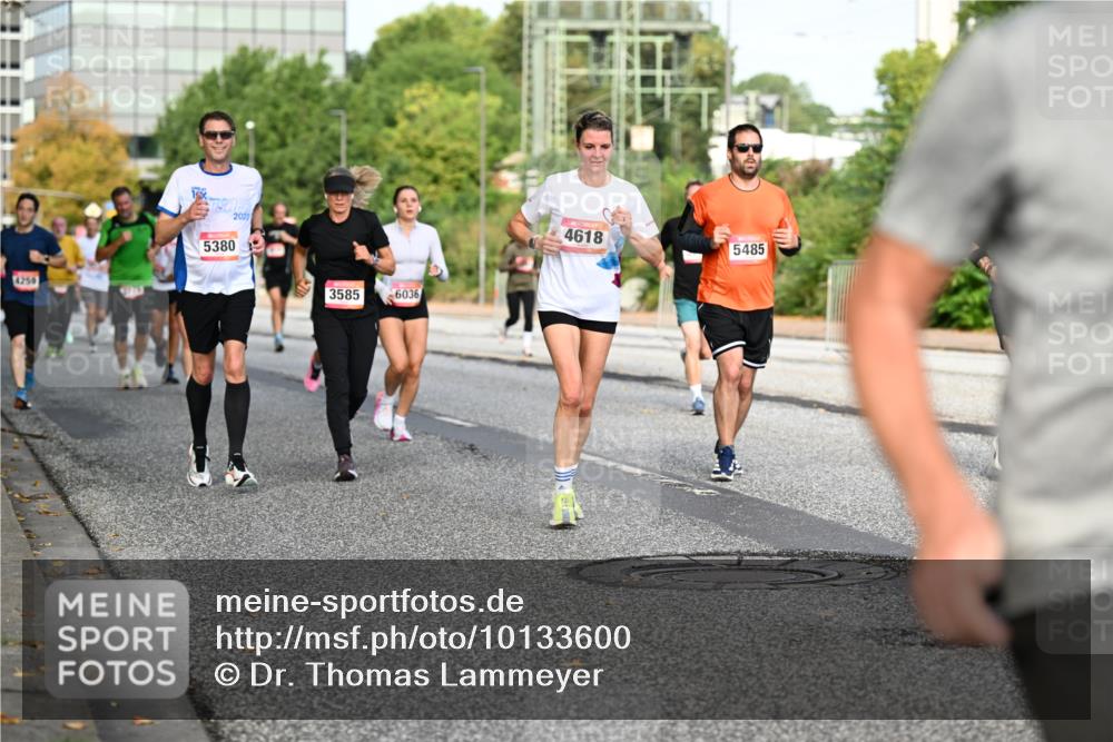 06.09.2026 - CURREX Alsterlauf Dr. Thomas Lammeyer http://msf.ph/oto/10133600 06.09.2026 09:58:33 Laufen 4250, 5380, 2023, 3585, 6036, 4618, 5485 meine-sportfotos.de