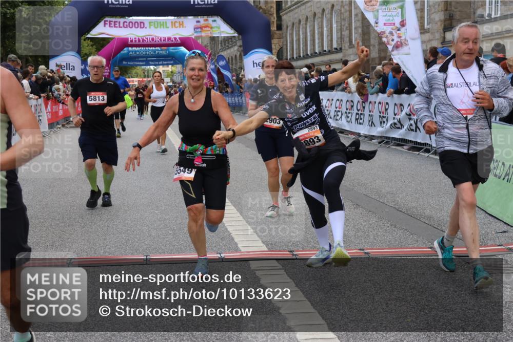 06.09.2026 - CURREX Alsterlauf Strokosch-Dieckow http://msf.ph/oto/10133623 06.09.2026 10:07:16 Ziel 2187, 2893, 2903, 4078, 4140, 5069, 5227, 5549, 5813, 5951, 6214, 8303, 8306 meine-sportfotos.de