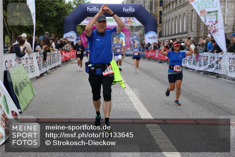 06.09.2026 - CURREX Alsterlauf Strokosch-Dieckow http://msf.ph/oto/10133645 06.09.2026 10:07:23 Ziel 2187, 2515, 2883, 2893, 2903, 4901, 5227, 5549, 5813, 6319, 6320, 6368 meine-sportfotos.de