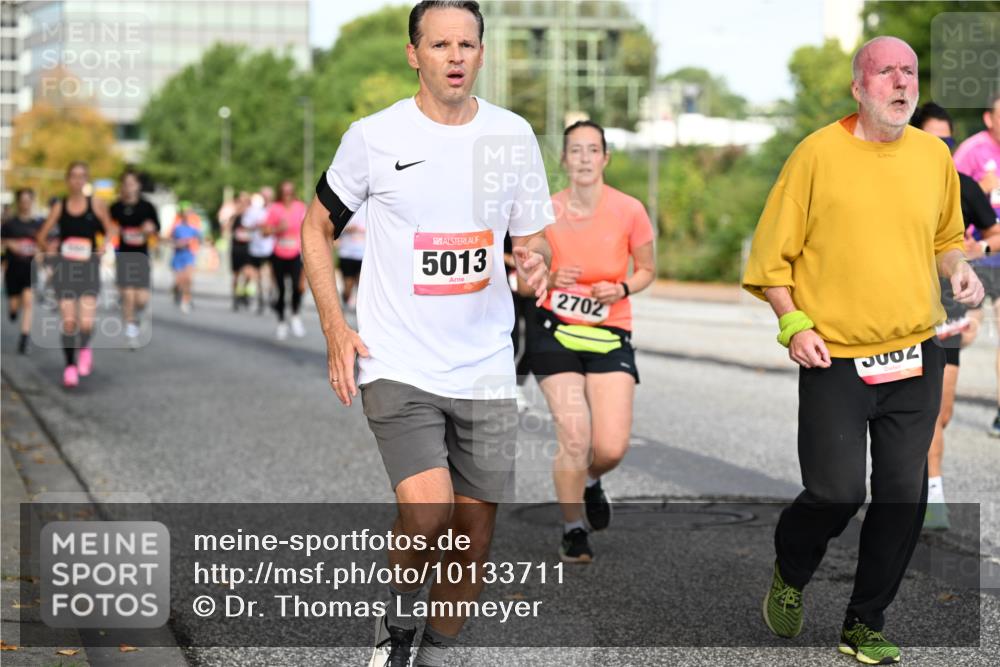 06.09.2026 - CURREX Alsterlauf Dr. Thomas Lammeyer http://msf.ph/oto/10133711 06.09.2026 09:58:44 Laufen 5013, 2702 meine-sportfotos.de
