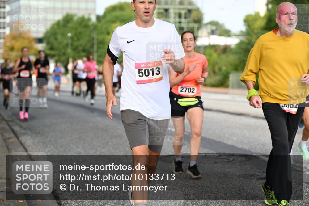 06.09.2026 - CURREX Alsterlauf Dr. Thomas Lammeyer http://msf.ph/oto/10133713 06.09.2026 09:58:44 Laufen 5013, 2702 meine-sportfotos.de