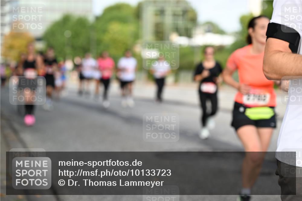 06.09.2026 - CURREX Alsterlauf Dr. Thomas Lammeyer http://msf.ph/oto/10133723 06.09.2026 09:58:45 Laufen 2783 meine-sportfotos.de