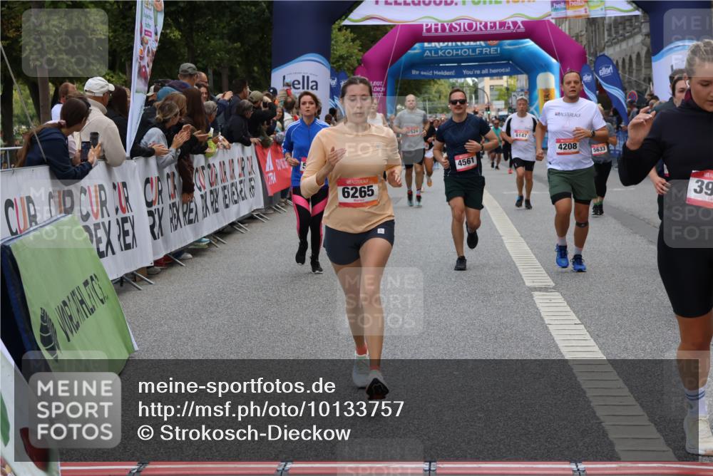 06.09.2026 - CURREX Alsterlauf Strokosch-Dieckow http://msf.ph/oto/10133757 06.09.2026 10:07:32 Ziel 3012, 3419, 3566, 3927, 4208, 4561, 4901, 5261, 5396, 5633, 5634, 6265, 6319, 6320, 6368 meine-sportfotos.de