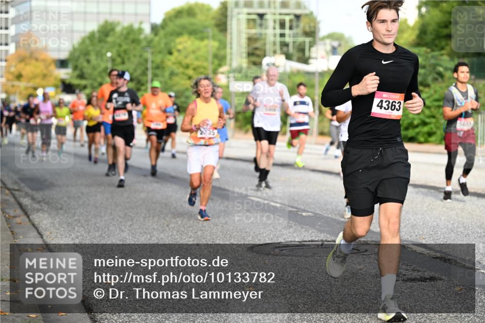 06.09.2026 - CURREX Alsterlauf Dr. Thomas Lammeyer http://msf.ph/oto/10133782 06.09.2026 09:58:51 Laufen 35, 4363, 5655 meine-sportfotos.de