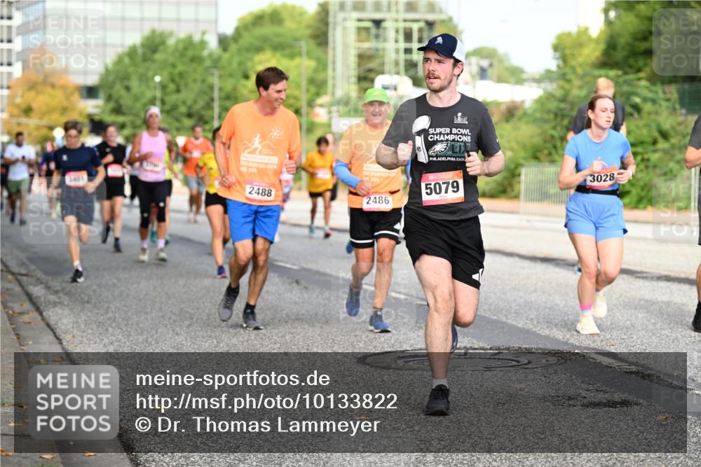 06.09.2026 - CURREX Alsterlauf Dr. Thomas Lammeyer http://msf.ph/oto/10133822 06.09.2026 09:58:54 Laufen 2488, 2486, 5079, 3028 meine-sportfotos.de