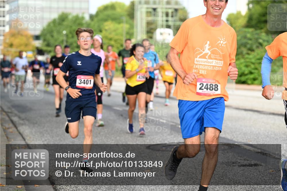 06.09.2026 - CURREX Alsterlauf Dr. Thomas Lammeyer http://msf.ph/oto/10133849 06.09.2026 09:58:57 Laufen 3401, 2025, 2488 meine-sportfotos.de