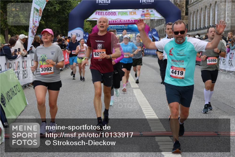 06.09.2026 - CURREX Alsterlauf Strokosch-Dieckow http://msf.ph/oto/10133917 06.09.2026 10:07:50 Ziel 1316, 2123, 2387, 2654, 2933, 3092, 3576, 3705, 3706, 3722, 3723, 4419, 4473, 5338, 5587, 5588, 5791, 5860, 6044, 6176, 6223, 6382 meine-sportfotos.de