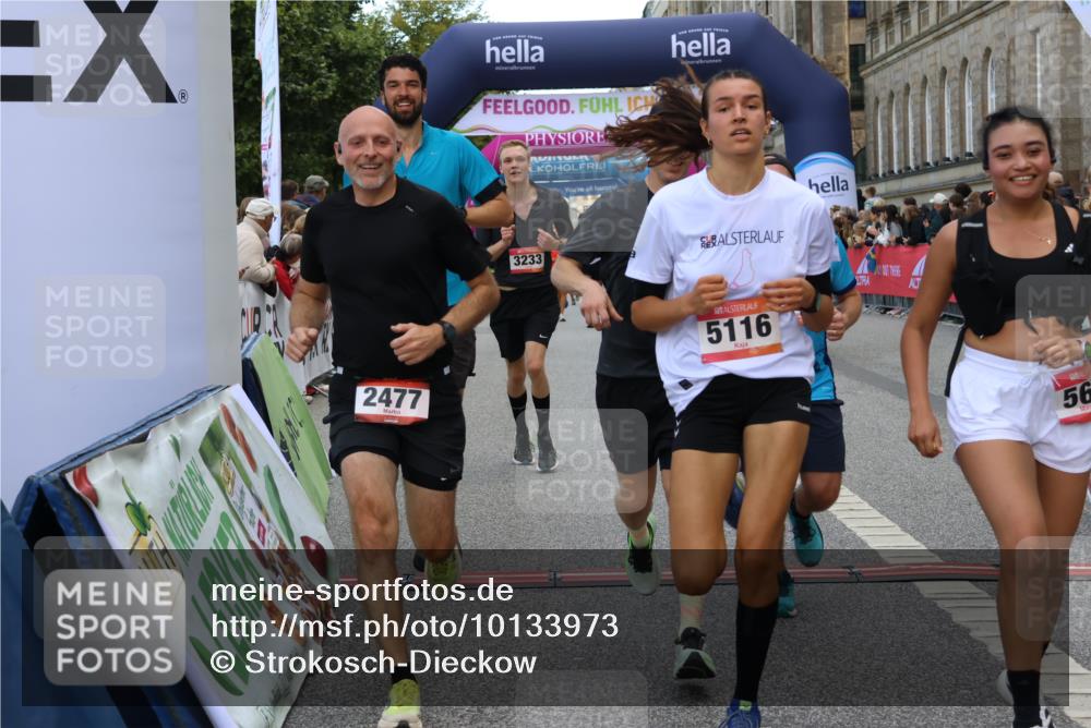 06.09.2026 - CURREX Alsterlauf Strokosch-Dieckow http://msf.ph/oto/10133973 06.09.2026 09:54:40 Ziel 2162, 2179, 2477, 3233, 3410, 3478, 3629, 5116, 5250, 5447, 5589, 5654, 5700, 5701, 6011, 6079, 6329, 6331, 6437 meine-sportfotos.de