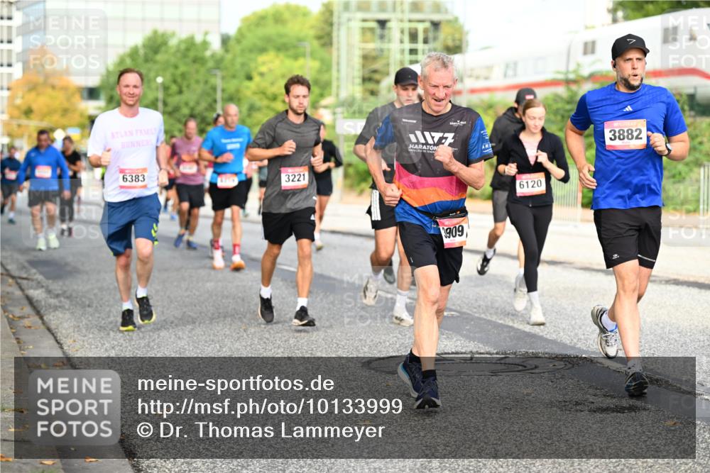 06.09.2026 - CURREX Alsterlauf Dr. Thomas Lammeyer http://msf.ph/oto/10133999 06.09.2026 09:59:10 Laufen 6383, 4219, 3221, 177, 3909, 6120, 3882 meine-sportfotos.de