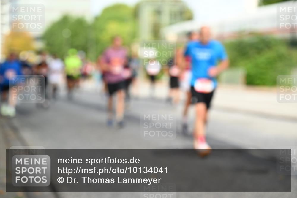 06.09.2026 - CURREX Alsterlauf Dr. Thomas Lammeyer http://msf.ph/oto/10134041 06.09.2026 09:59:14 Laufen  meine-sportfotos.de