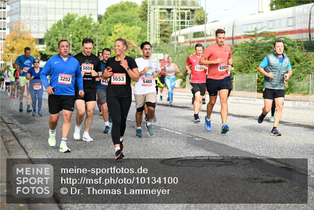 06.09.2026 - CURREX Alsterlauf Dr. Thomas Lammeyer http://msf.ph/oto/10134100 06.09.2026 09:59:18 Laufen 536, 2522, 3252, 5659, 5653, 643, 2005, 5465, 4545, 4325, 6203 meine-sportfotos.de