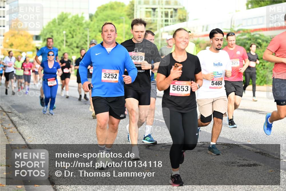 06.09.2026 - CURREX Alsterlauf Dr. Thomas Lammeyer http://msf.ph/oto/10134118 06.09.2026 09:59:20 Laufen 2622, 3252, 5659, 325, 5653, 16, 20, 5465 meine-sportfotos.de