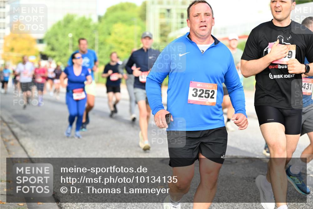 06.09.2026 - CURREX Alsterlauf Dr. Thomas Lammeyer http://msf.ph/oto/10134135 06.09.2026 09:59:21 Laufen 3252, 9, 431 meine-sportfotos.de
