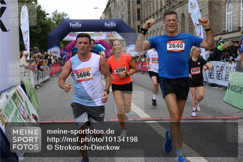 06.09.2026 - CURREX Alsterlauf Strokosch-Dieckow http://msf.ph/oto/10134198 06.09.2026 09:54:49 Ziel 2395, 2433, 2451, 2587, 2640, 3251, 3413, 3629, 3991, 4206, 4394, 4458, 4974, 5165, 5657, 5666, 6079, 6191, 6210 meine-sportfotos.de