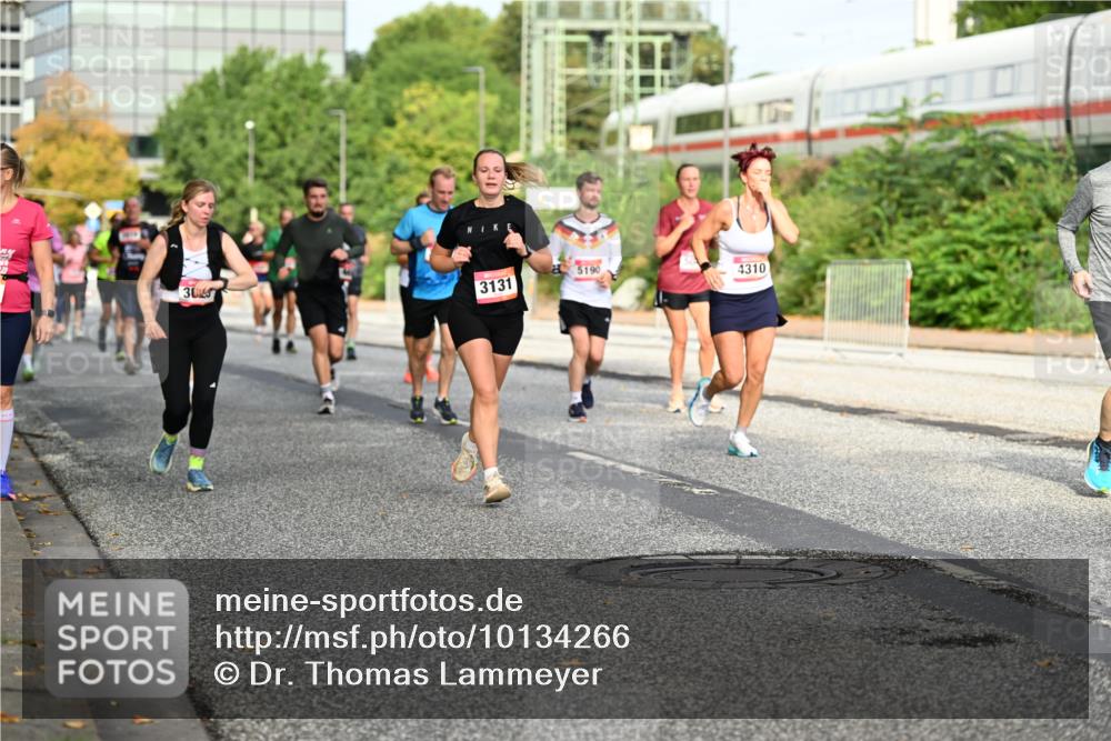06.09.2026 - CURREX Alsterlauf Dr. Thomas Lammeyer http://msf.ph/oto/10134266 06.09.2026 09:59:32 Laufen 305, 3131, 5190, 4310 meine-sportfotos.de