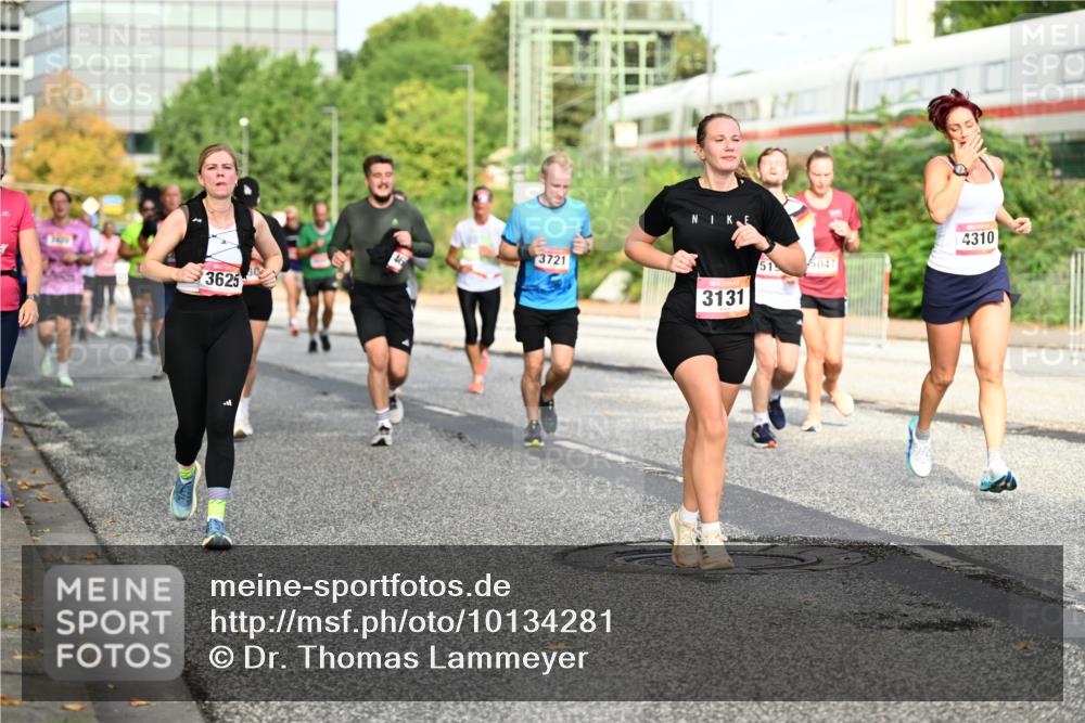 06.09.2026 - CURREX Alsterlauf Dr. Thomas Lammeyer http://msf.ph/oto/10134281 06.09.2026 09:59:34 Laufen 3625, 46, 3721, 3131, 51, 4310, 5047 meine-sportfotos.de
