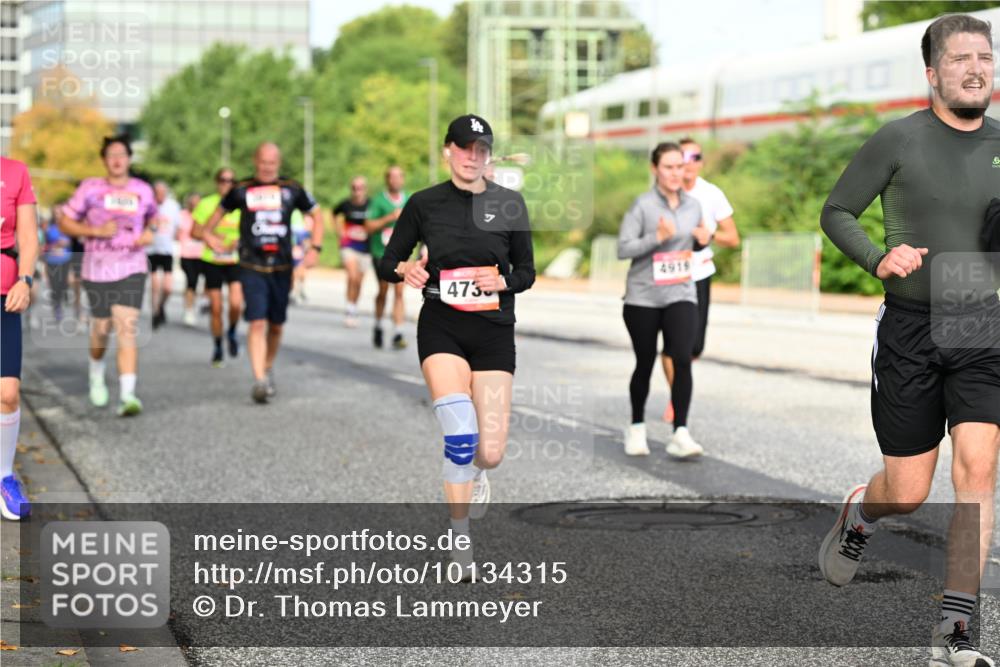 06.09.2026 - CURREX Alsterlauf Dr. Thomas Lammeyer http://msf.ph/oto/10134315 06.09.2026 09:59:36 Laufen 4919, 473 meine-sportfotos.de