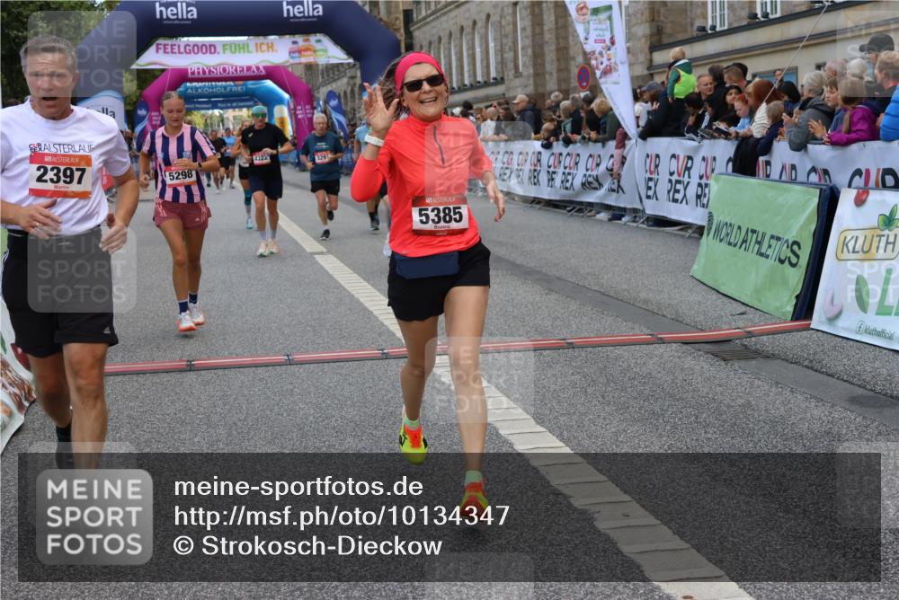 06.09.2026 - CURREX Alsterlauf Strokosch-Dieckow http://msf.ph/oto/10134347 06.09.2026 09:55:00 Ziel 2184, 2261, 2314, 2395, 2397, 2494, 2502, 2826, 2962, 3251, 3291, 3341, 3363, 4322, 4335, 4458, 4839, 5094, 5298, 5385, 6191 meine-sportfotos.de