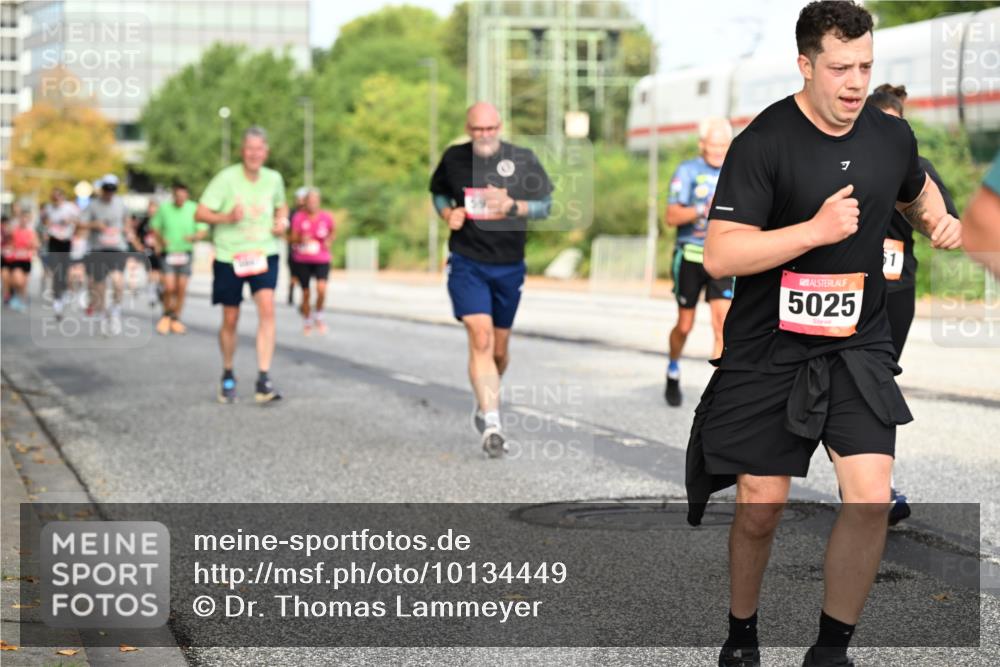 06.09.2026 - CURREX Alsterlauf Dr. Thomas Lammeyer http://msf.ph/oto/10134449 06.09.2026 09:59:49 Laufen 5025, 1 meine-sportfotos.de