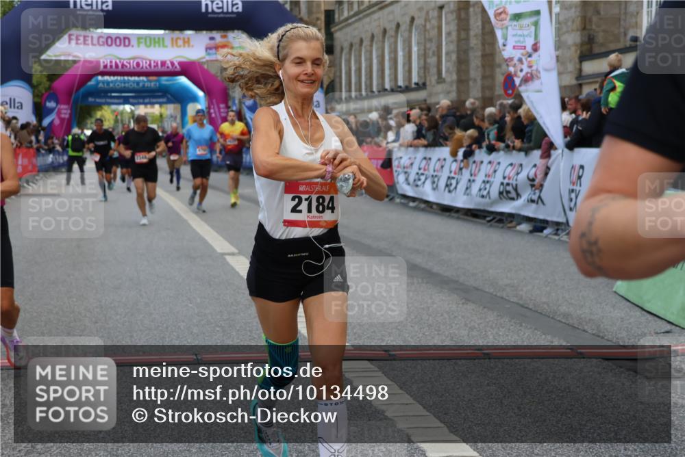 06.09.2026 - CURREX Alsterlauf Strokosch-Dieckow http://msf.ph/oto/10134498 06.09.2026 09:55:04 Ziel 2184, 2261, 2314, 2348, 2397, 2494, 2502, 2826, 2962, 3291, 3363, 4322, 4622, 4765, 4839, 5094, 5298, 5385, 5721 meine-sportfotos.de