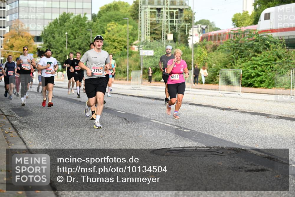 06.09.2026 - CURREX Alsterlauf Dr. Thomas Lammeyer http://msf.ph/oto/10134504 06.09.2026 09:59:53 Laufen 5737, 3756, 6056, 263, 3762, 5911 meine-sportfotos.de