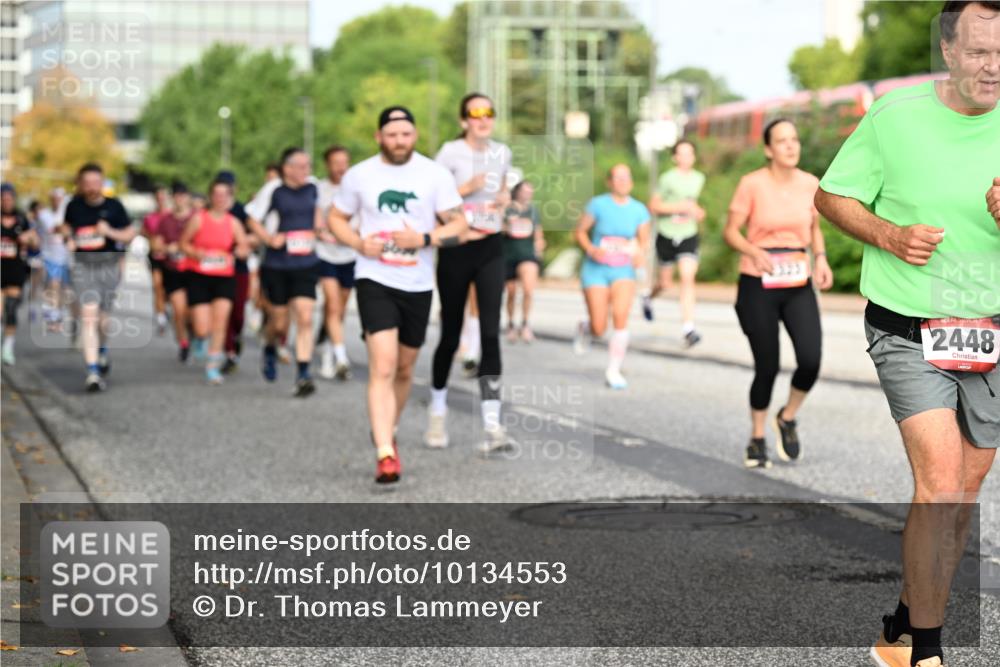 06.09.2026 - CURREX Alsterlauf Dr. Thomas Lammeyer http://msf.ph/oto/10134553 06.09.2026 09:59:57 Laufen 2448 meine-sportfotos.de