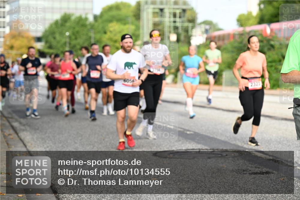 06.09.2026 - CURREX Alsterlauf Dr. Thomas Lammeyer http://msf.ph/oto/10134555 06.09.2026 09:59:58 Laufen 6056 meine-sportfotos.de