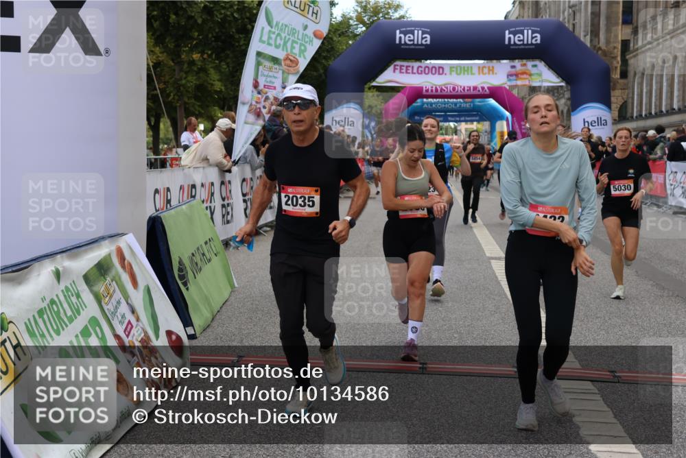 06.09.2026 - CURREX Alsterlauf Strokosch-Dieckow http://msf.ph/oto/10134586 06.09.2026 10:08:29 Ziel 2035, 2080, 2105, 2155, 2440, 2504, 3082, 3093, 3390, 4146, 4247, 4399, 4447, 4476, 5030, 5140, 5582, 5854, 6230, 6473 meine-sportfotos.de