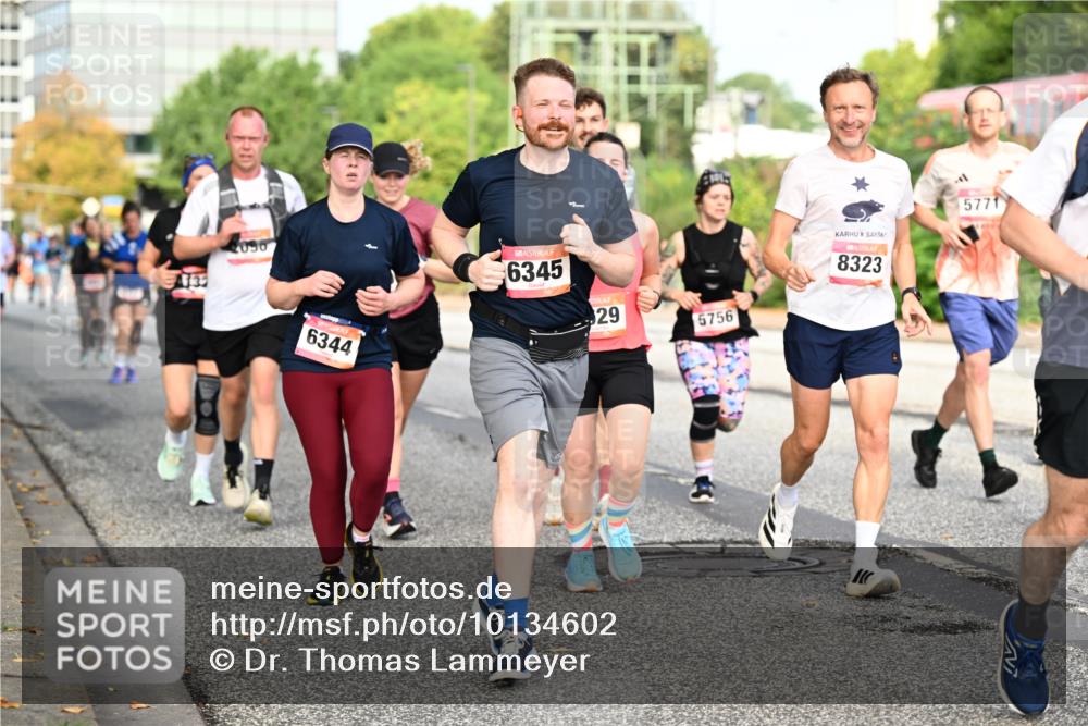 06.09.2026 - CURREX Alsterlauf Dr. Thomas Lammeyer http://msf.ph/oto/10134602 06.09.2026 10:00:02 Laufen 6344, 6345, 29, 5756, 8323, 5771 meine-sportfotos.de