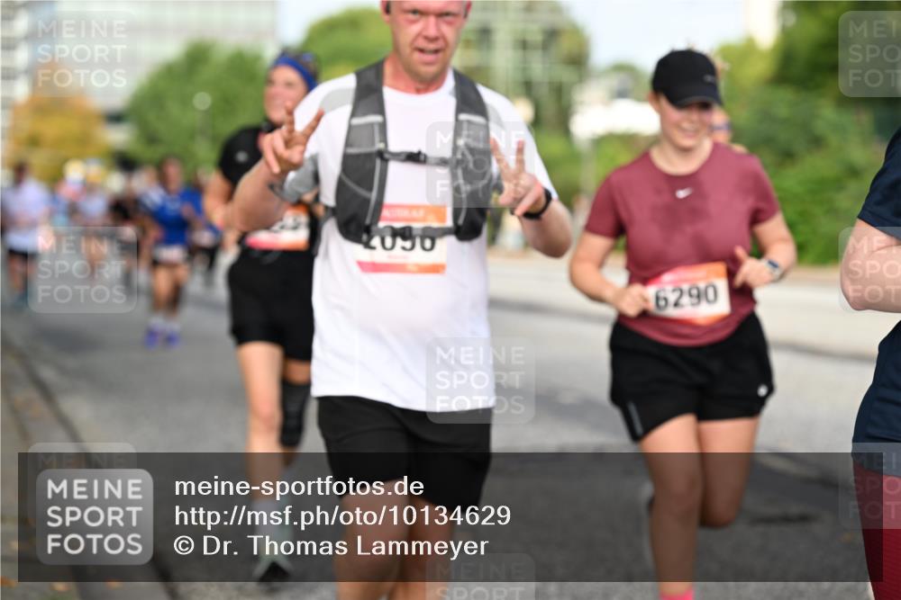 06.09.2026 - CURREX Alsterlauf Dr. Thomas Lammeyer http://msf.ph/oto/10134629 06.09.2026 10:00:04 Laufen 2090, 6290 meine-sportfotos.de