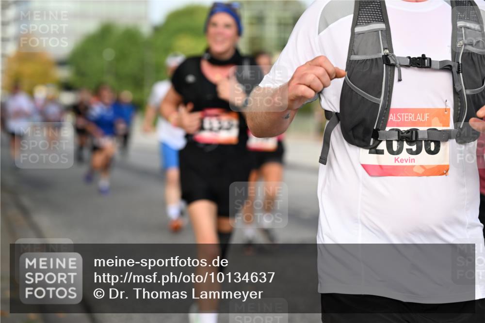 06.09.2026 - CURREX Alsterlauf Dr. Thomas Lammeyer http://msf.ph/oto/10134637 06.09.2026 10:00:04 Laufen 1139, 2096 meine-sportfotos.de