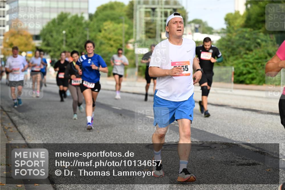 06.09.2026 - CURREX Alsterlauf Dr. Thomas Lammeyer http://msf.ph/oto/10134657 06.09.2026 10:00:06 Laufen 55, 9877, 264 meine-sportfotos.de