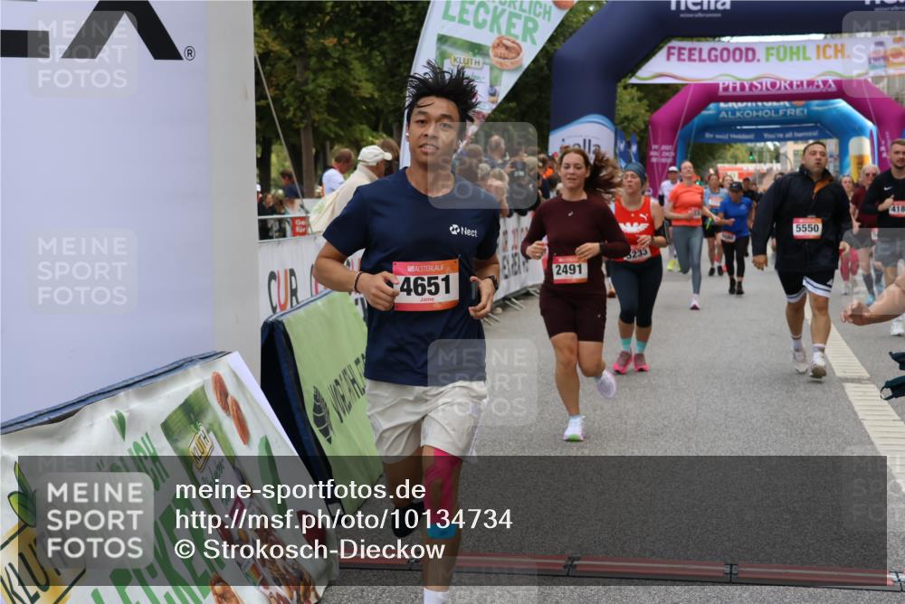 06.09.2026 - CURREX Alsterlauf Strokosch-Dieckow http://msf.ph/oto/10134734 06.09.2026 10:08:36 Ziel 2105, 2491, 3082, 3093, 3482, 3836, 3888, 3889, 4185, 4476, 4651, 5030, 5140, 5233, 5319, 5550, 5854, 6230 meine-sportfotos.de