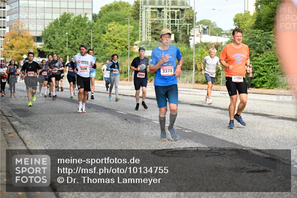 06.09.2026 - CURREX Alsterlauf Dr. Thomas Lammeyer http://msf.ph/oto/10134755 06.09.2026 10:00:14 Laufen 5468, 5330, 4495, 4972, 3378, 8275, 4968, 3059, 3562, 3384 meine-sportfotos.de