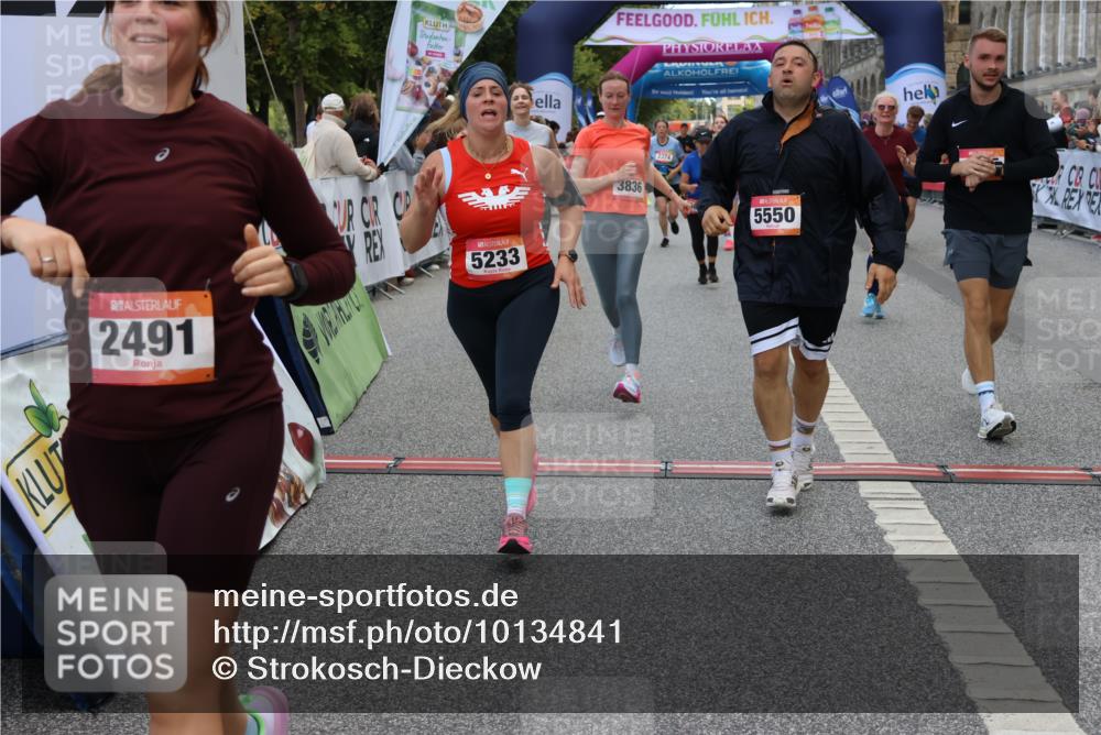 06.09.2026 - CURREX Alsterlauf Strokosch-Dieckow http://msf.ph/oto/10134841 06.09.2026 10:08:39 Ziel 2374, 2450, 2487, 2491, 2580, 3082, 3482, 3836, 3888, 3889, 4115, 4185, 4476, 4651, 5140, 5233, 5319, 5550, 5854, 8089 meine-sportfotos.de