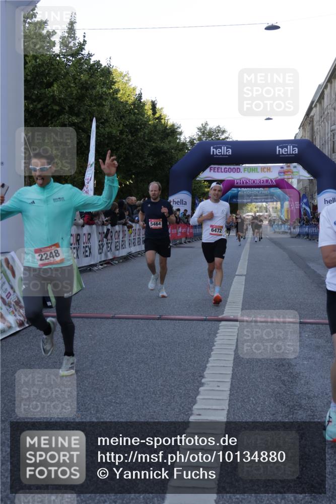 06.09.2026 - CURREX Alsterlauf Yannick Fuchs http://msf.ph/oto/10134880 06.09.2026 09:42:30 Ziel 2003, 2248, 4504, 5464, 5663, 6136, 6472 meine-sportfotos.de