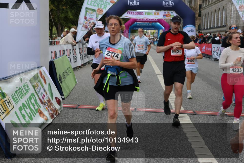 06.09.2026 - CURREX Alsterlauf Strokosch-Dieckow http://msf.ph/oto/10134943 06.09.2026 10:08:45 Ziel 2374, 2450, 2487, 2580, 3086, 3400, 3482, 3540, 3811, 3812, 3836, 4115, 4129, 4185, 4233, 5130, 5233, 5319, 5550, 5985, 8089 meine-sportfotos.de