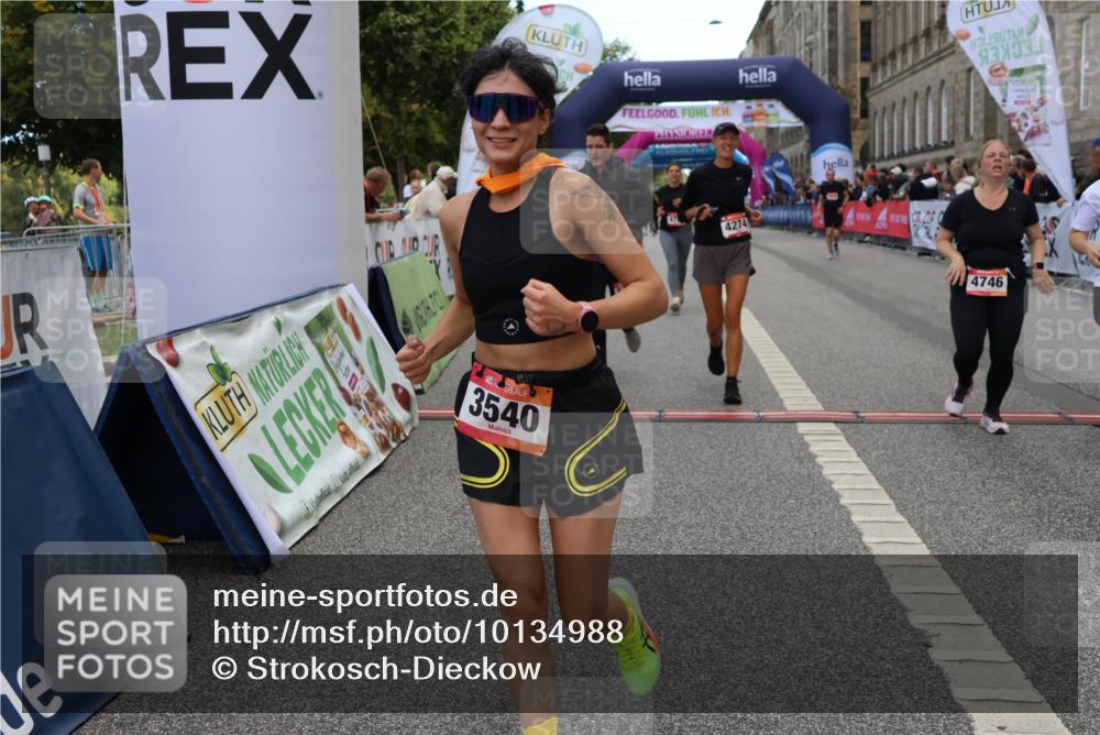 06.09.2026 - CURREX Alsterlauf Strokosch-Dieckow http://msf.ph/oto/10134988 06.09.2026 10:08:52 Ziel 2777, 3086, 3400, 3540, 3811, 3812, 4129, 4233, 4274, 4738, 4746, 5125, 5130, 5367, 5985, 6488 meine-sportfotos.de
