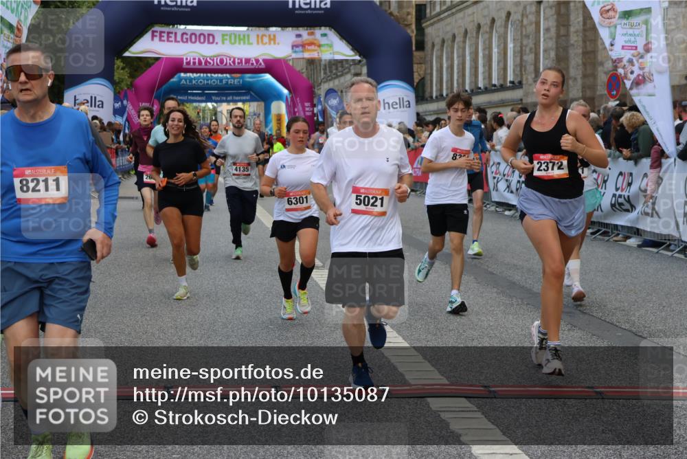 06.09.2026 - CURREX Alsterlauf Strokosch-Dieckow http://msf.ph/oto/10135087 06.09.2026 09:56:01 Ziel 2239, 2372, 2516, 2626, 2641, 2805, 3225, 3411, 3636, 3830, 4135, 4262, 4434, 4627, 5021, 5484, 6032, 6301, 6313, 8086, 8211, 8338 meine-sportfotos.de