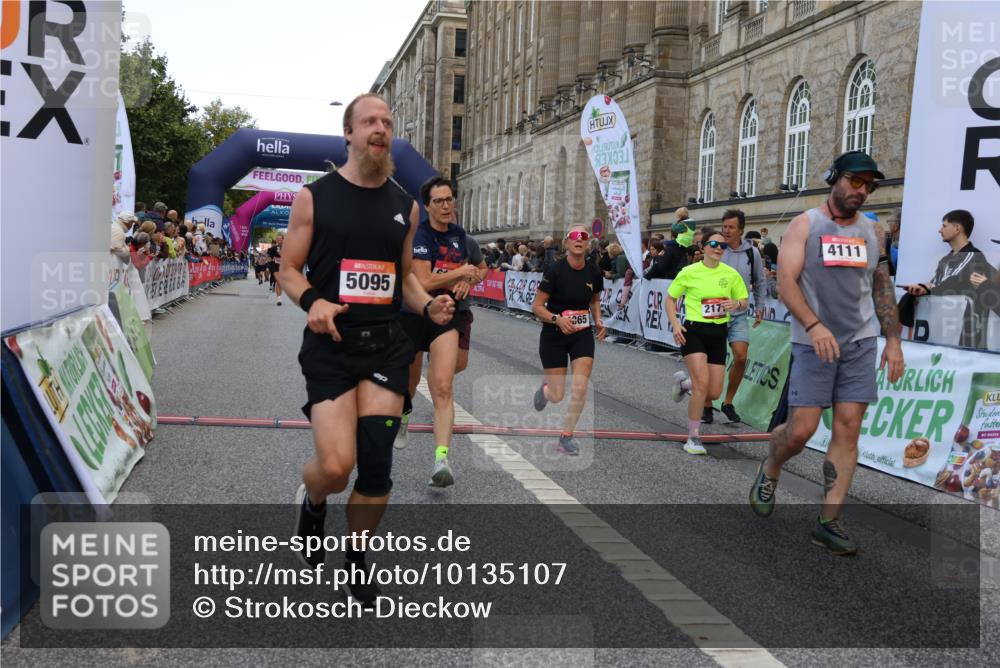 06.09.2026 - CURREX Alsterlauf Strokosch-Dieckow http://msf.ph/oto/10135107 06.09.2026 09:56:11 Ziel 2171, 2516, 2548, 2805, 3225, 3486, 3571, 3636, 3830, 4111, 4365, 4809, 5085, 5095, 5206, 6170, 8105, 8170 meine-sportfotos.de