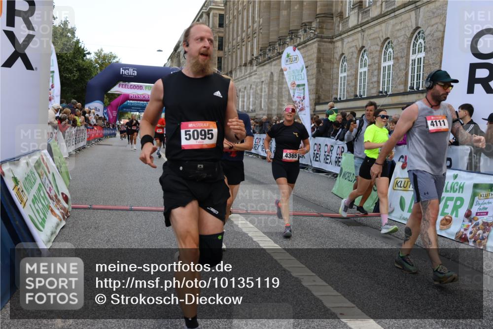 06.09.2026 - CURREX Alsterlauf Strokosch-Dieckow http://msf.ph/oto/10135119 06.09.2026 09:56:12 Ziel 2171, 2548, 2805, 3225, 3486, 3571, 3830, 4111, 4365, 4809, 5085, 5095, 5206, 5682, 6170, 8105, 8170 meine-sportfotos.de
