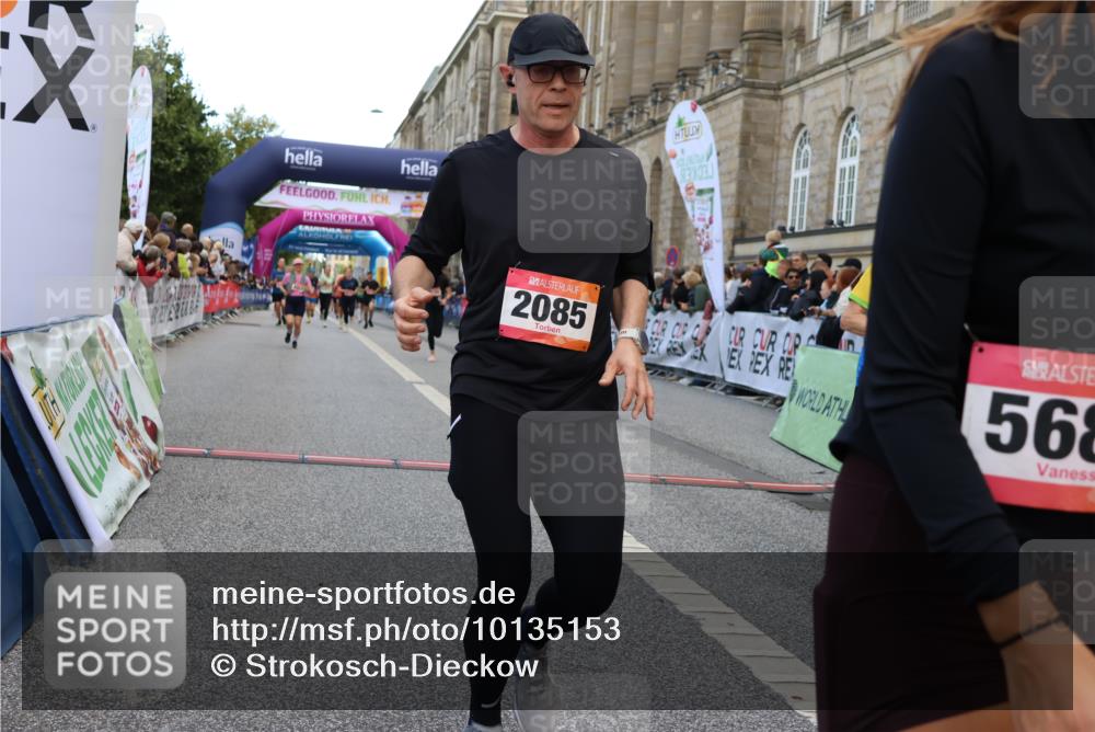 06.09.2026 - CURREX Alsterlauf Strokosch-Dieckow http://msf.ph/oto/10135153 06.09.2026 09:56:20 Ziel 2085, 2548, 3486, 3571, 4057, 4715, 5682, 5841, 6416, 6441, 8105, 8134 meine-sportfotos.de